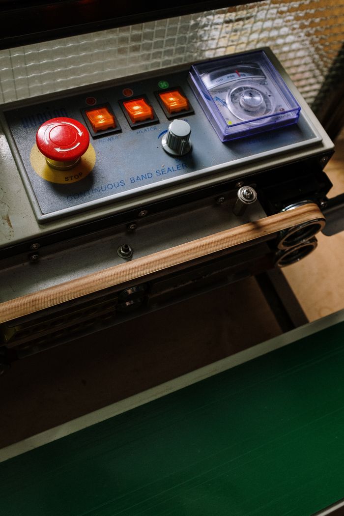 Sealing Machine